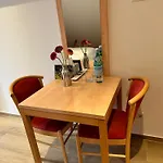 Gaestehaus Linh Эденкобен