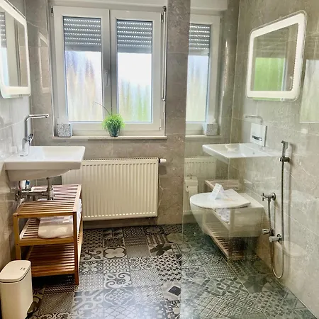 Gaestehaus Linh Hotel Edenkoben