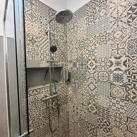 Hotel Gaestehaus Linh *