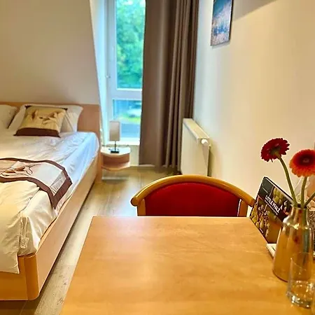 Gaestehaus Linh Hotel Edenkoben
