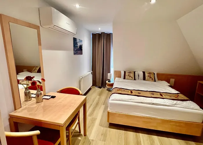 Gaestehaus Linh 에덴코벤