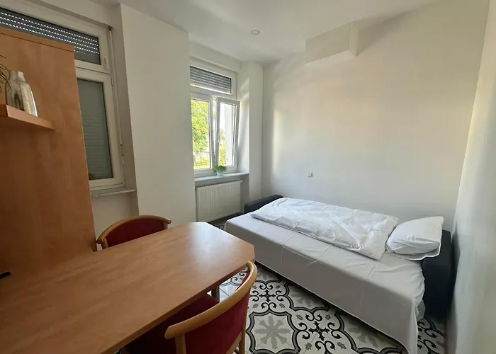 Gaestehaus Linh Hotel Edenkoben