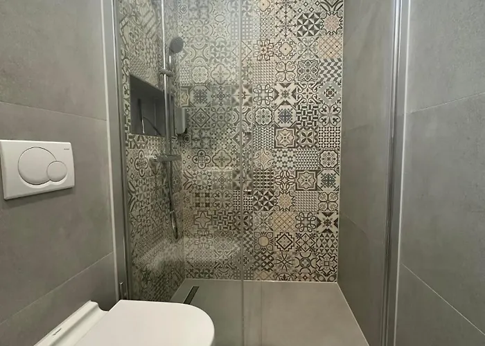 Gaestehaus Linh * 에덴코벤